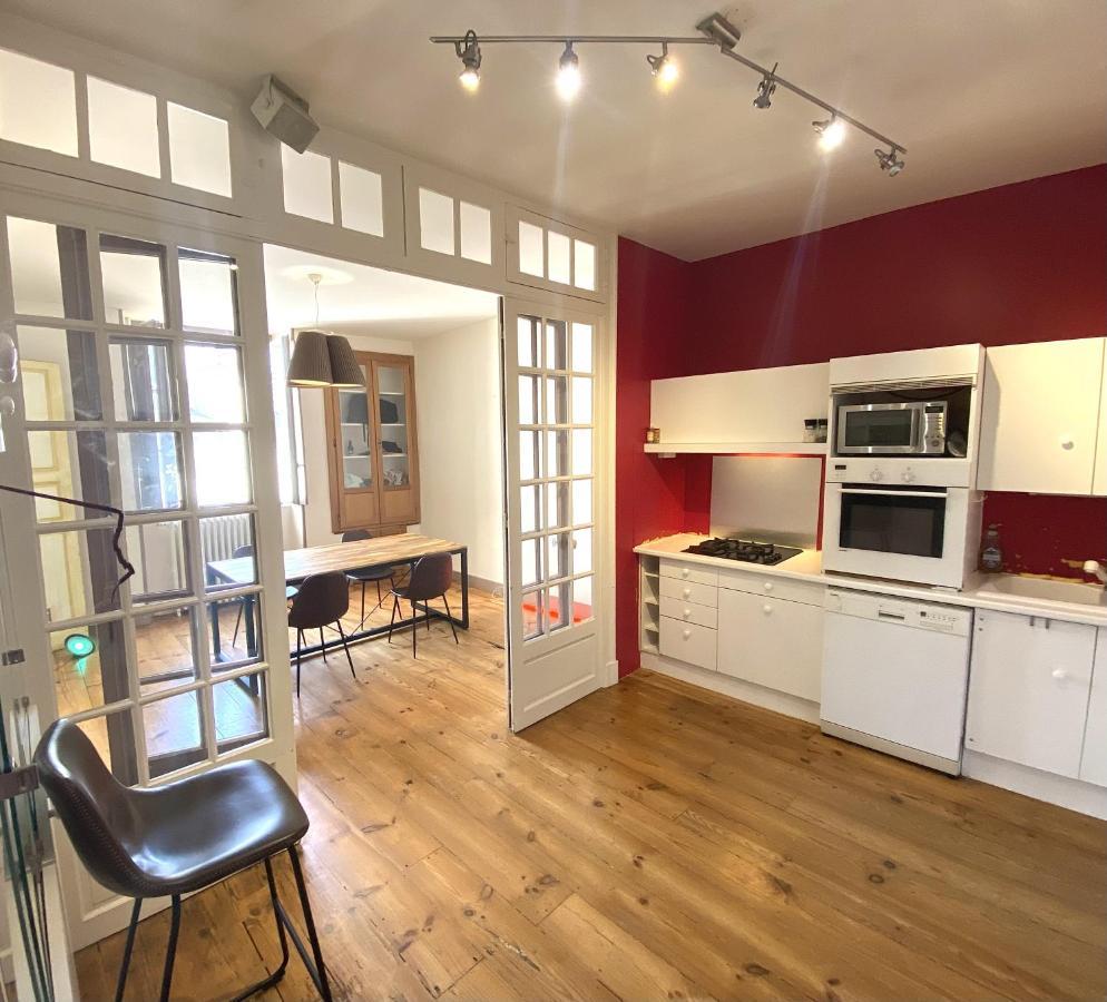Floydroom'S Pau Chambre Hotes Dans Appartement Partage Proche Chateau Exteriör bild