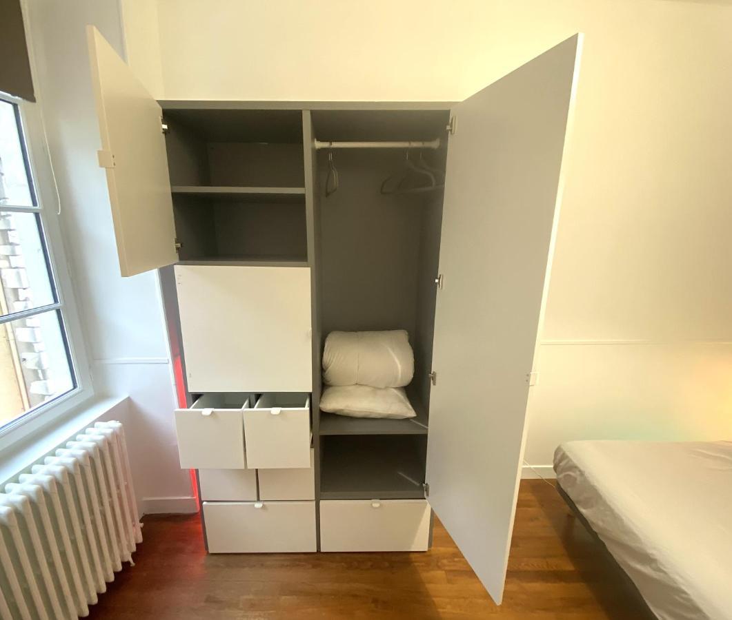 Floydroom'S Pau Chambre Hotes Dans Appartement Partage Proche Chateau Exteriör bild
